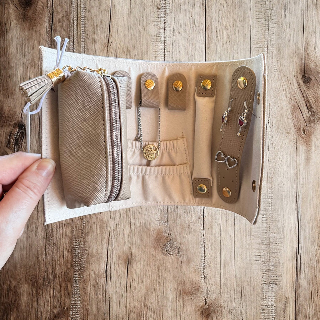 Travel Jewellery Case - Ultimate Organizer for Your Precious Accessories