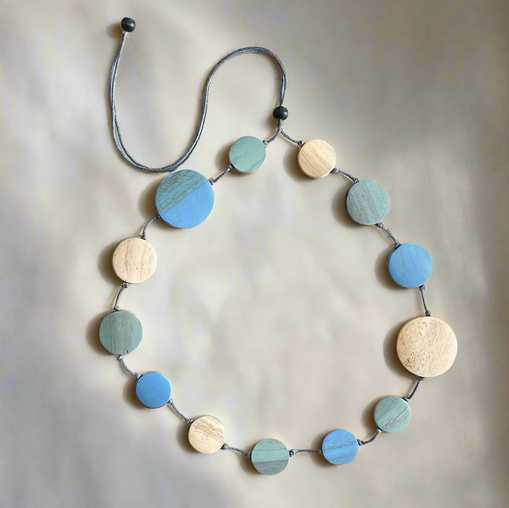 Wooden Disk Necklace - Handmade Round Wooden Pendant Jewelry - Shopthatapp.ca