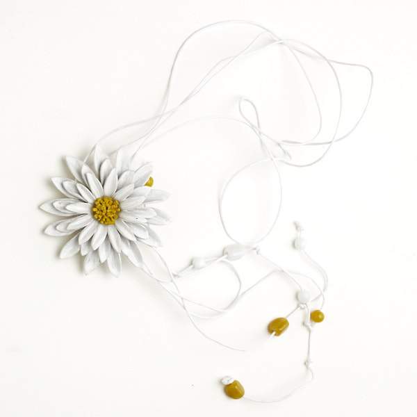 Leather Flower Necklace - Shopthatapp.ca