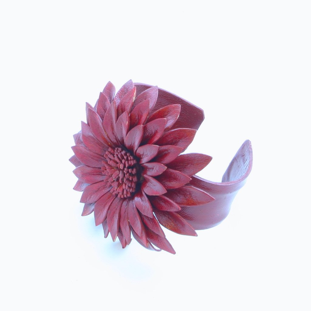 Leather Flower Cuff Bracelet - Handmade Floral Design in Genuine Leather - Shopthatapp.ca