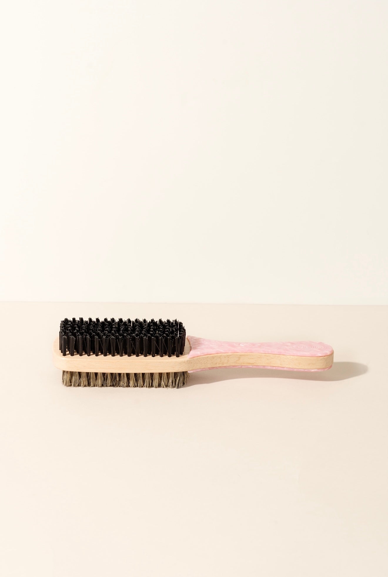 Sleek Hair Brush - Shopthatapp.ca