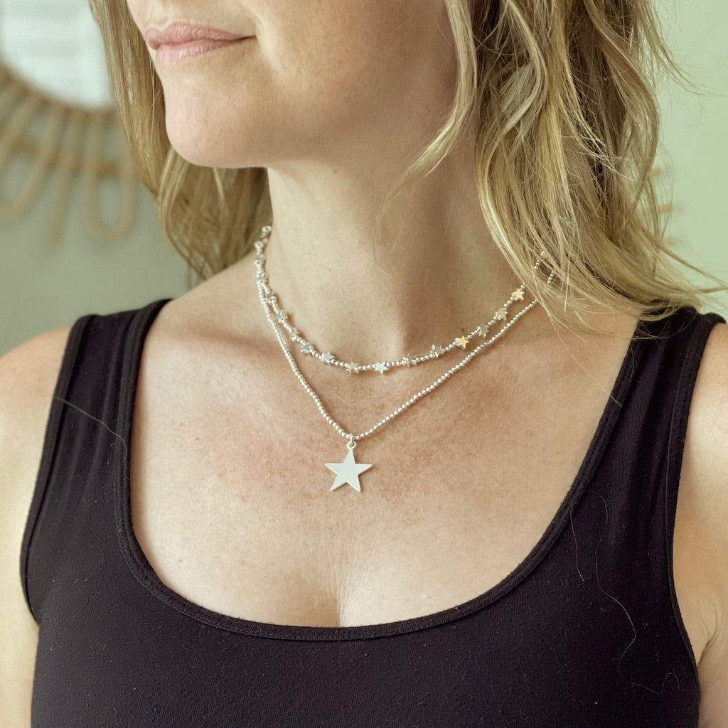 Silver Star Charm Necklace - Double Strand Style with Elegant Plate Design - Shopthatapp.ca