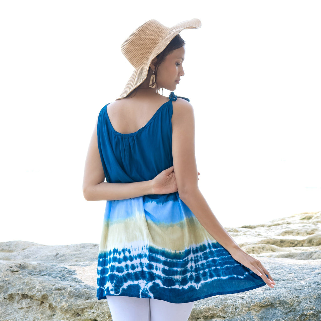Beach Stripe Tie Dye Tank Top in Navy for Effortless Summer Style - Shopthatapp.ca