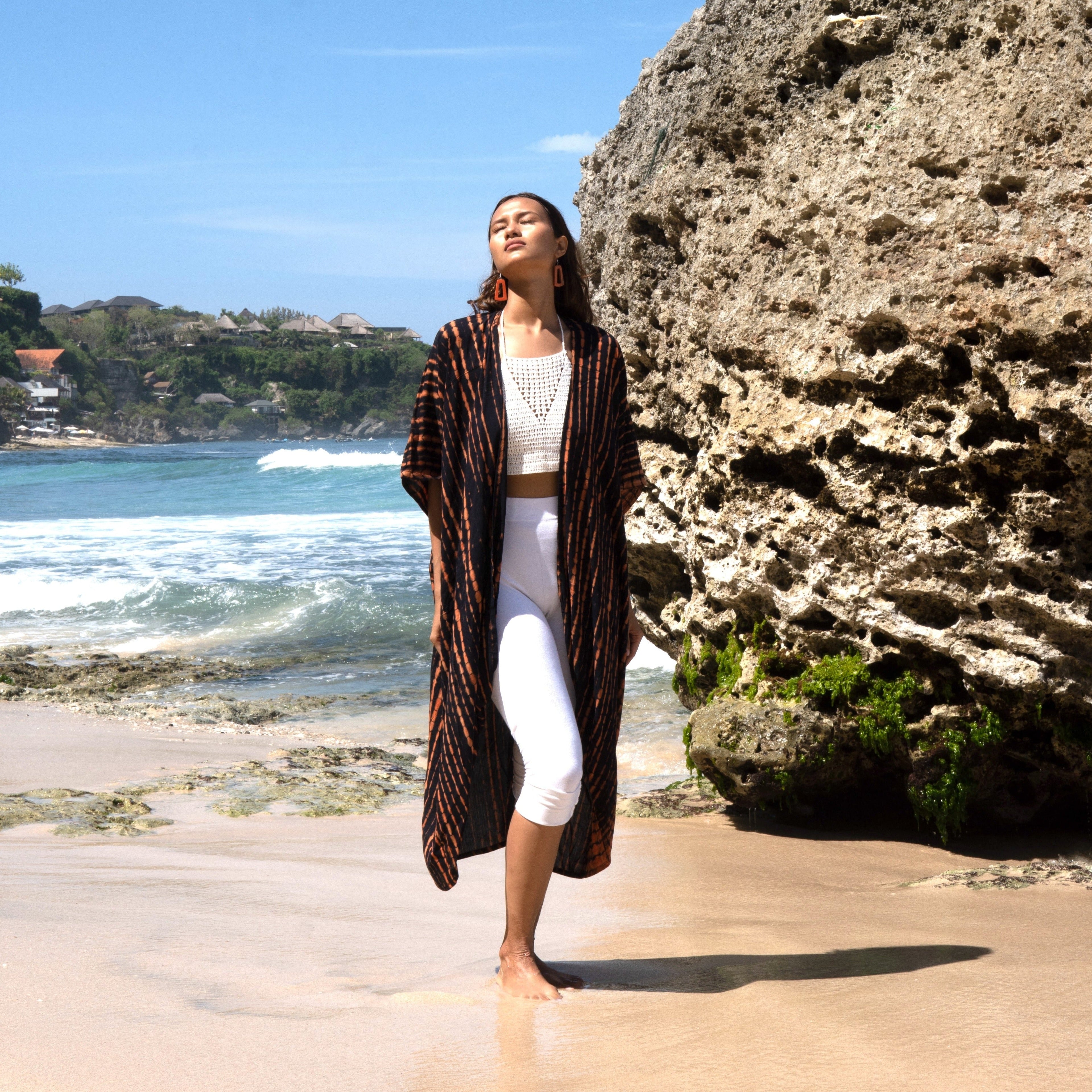 Long Kimono Tie Dye Orange Black - Essential Stylish Fashion Piece - Shopthatapp.ca