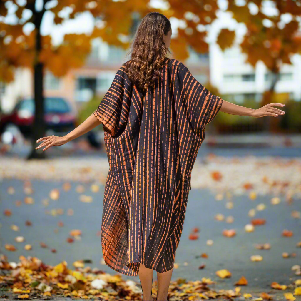 Long Kimono Tie Dye Orange Black - Essential Stylish Fashion Piece - Shopthatapp.ca