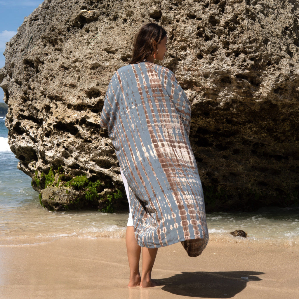 Long Kimono Tie Dye in Tan & Grey - Shopthatapp.ca