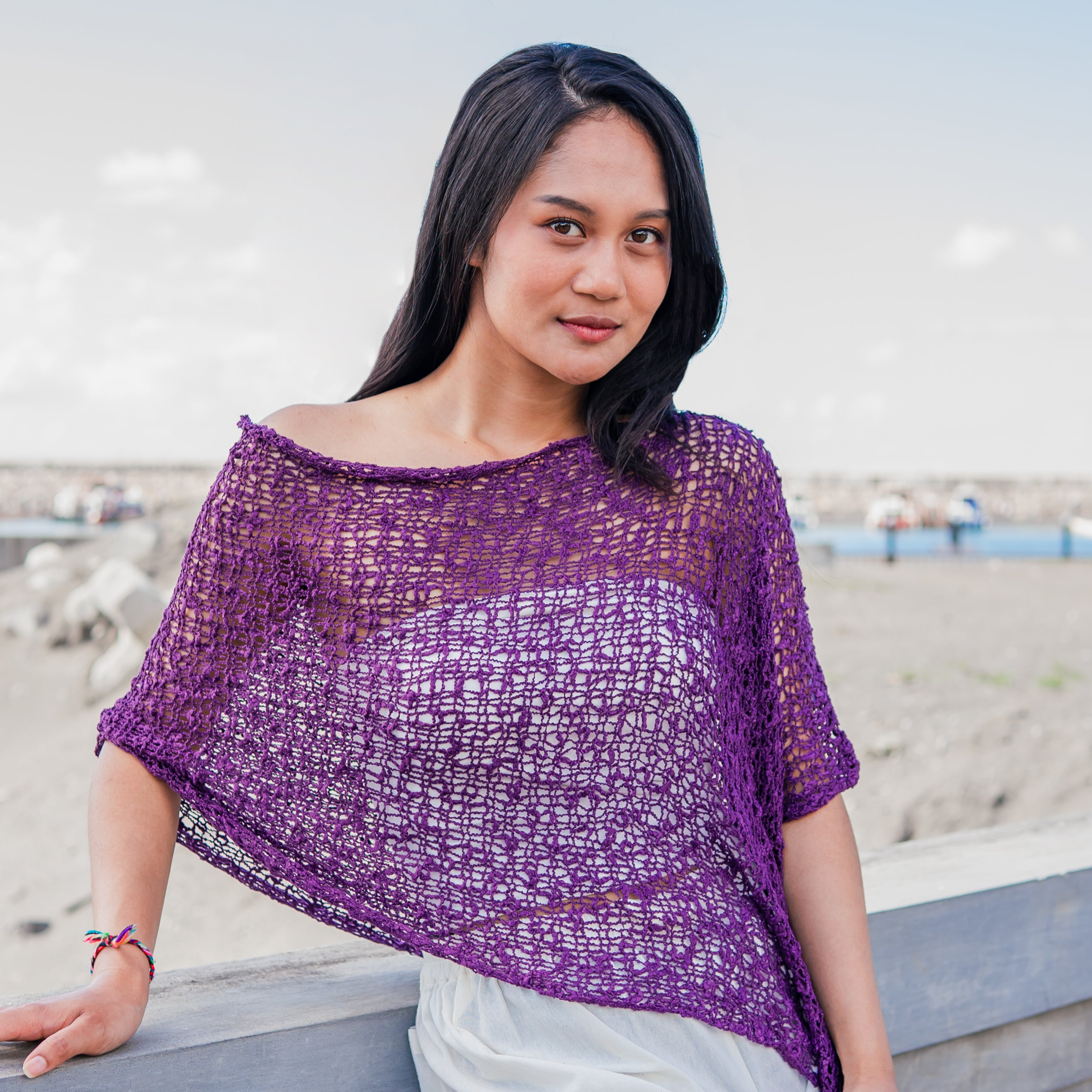 Short Purple Popcorn Knit Poncho - Cozy and Stylish - Shopthatapp.ca