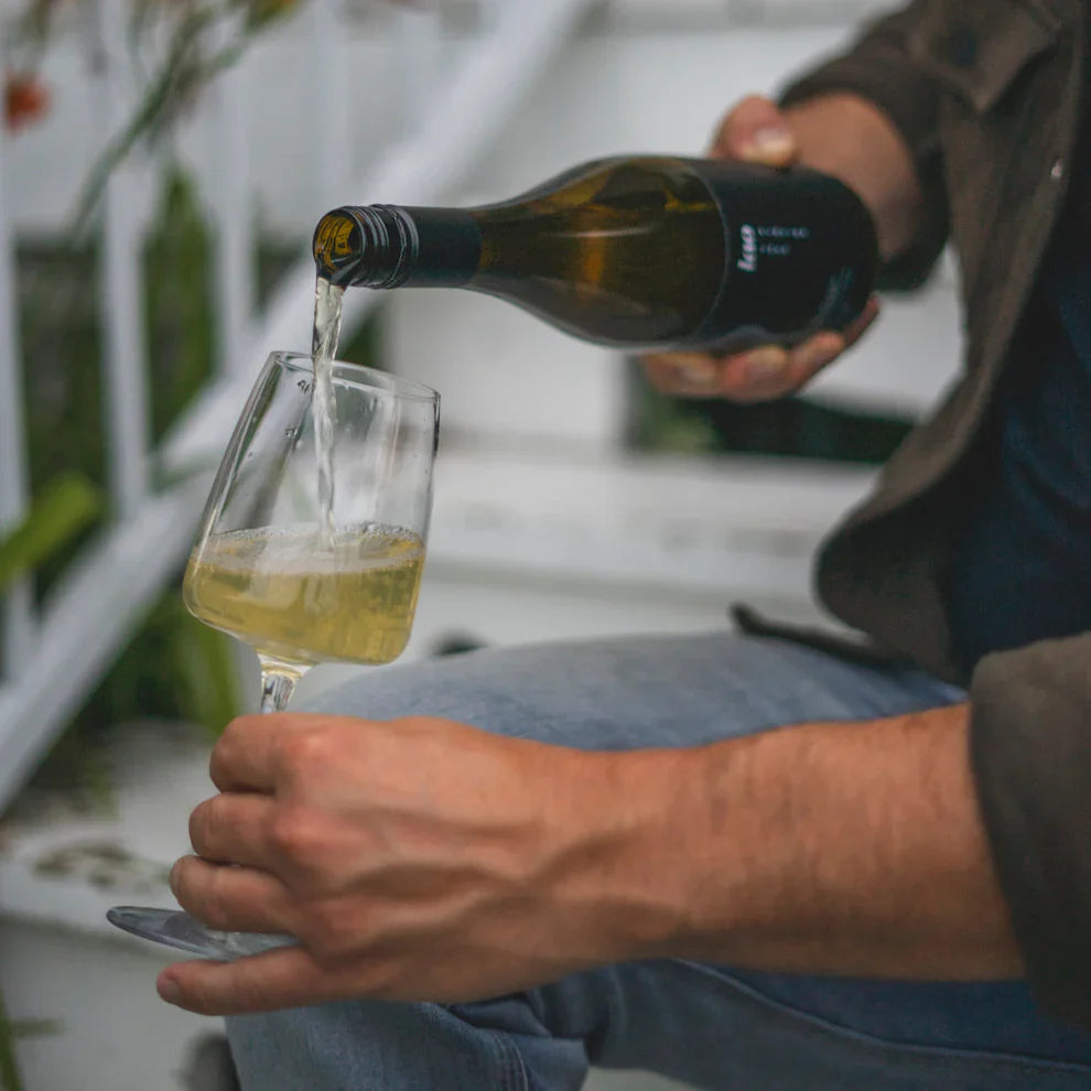 Lao - Guizhou Floral Hollow Leg Sparkling Cuvée