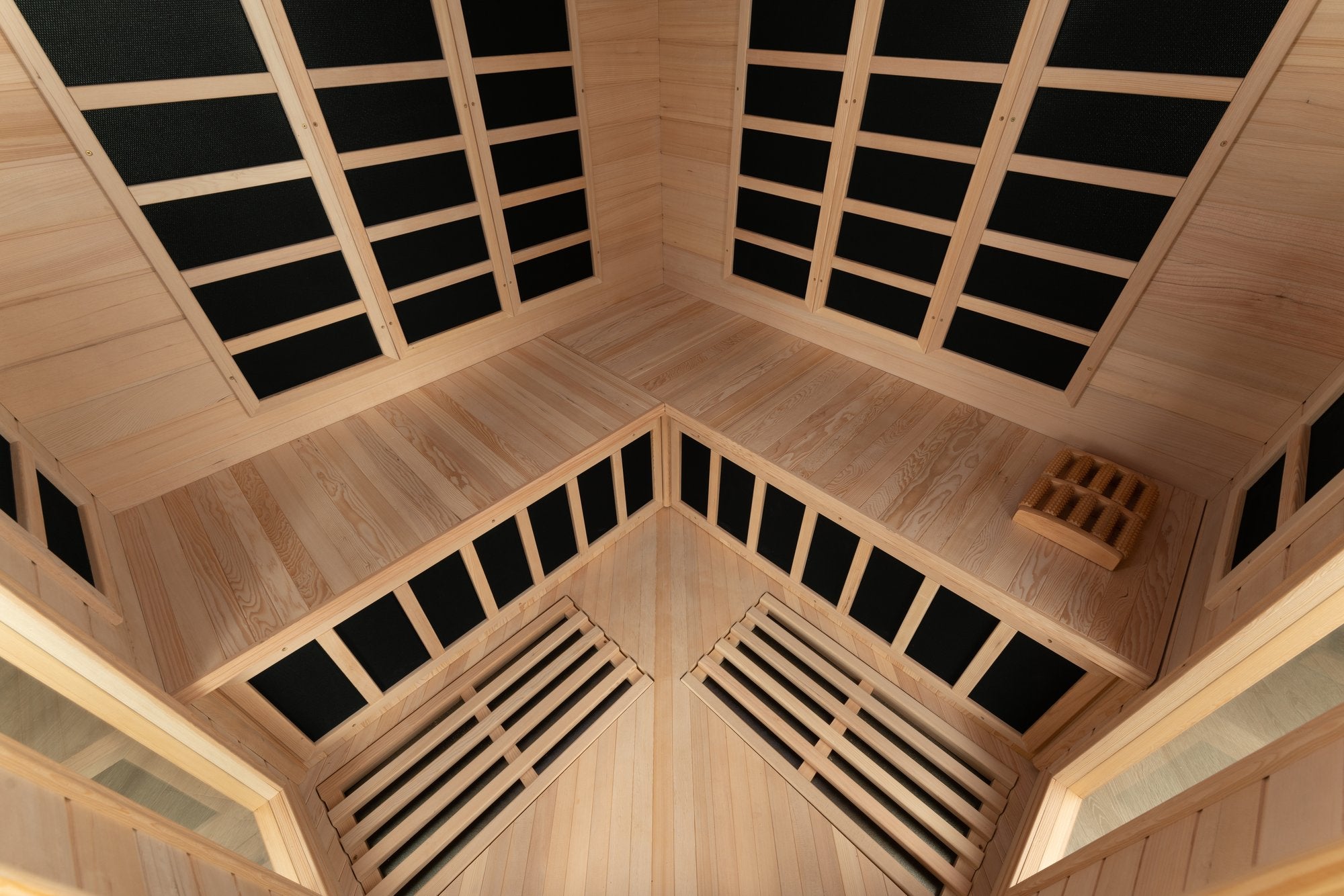 Blisspod | Vienna | Corner Spacious Far Infrared Sauna Canadian Hemlock Ultra Low EMF, 12 Heaters, 4-5 Persons - Www.Shopthatapp.ca