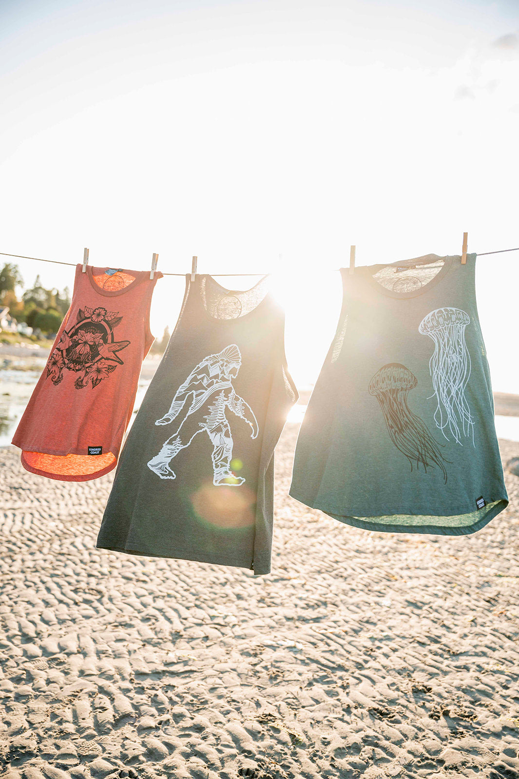 SASQUATCH- Mens Eco Tank - Heather Charcoal