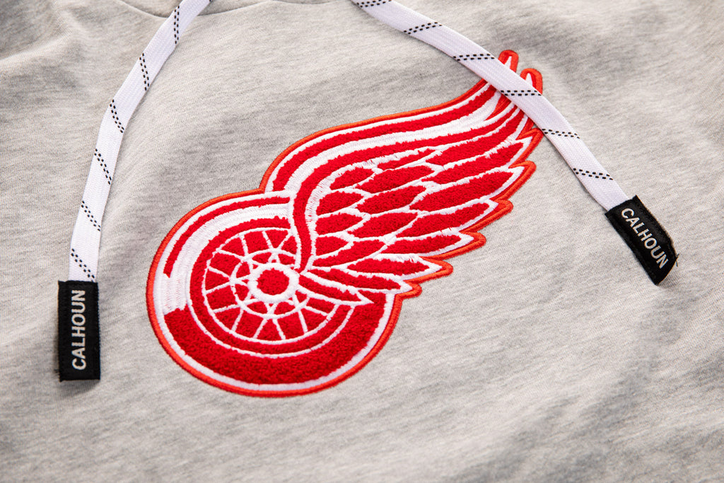 Detroit Red Wings "Muskoka Style" Premium Chenille Woven Logo Hoodie - Shopthatapp.ca