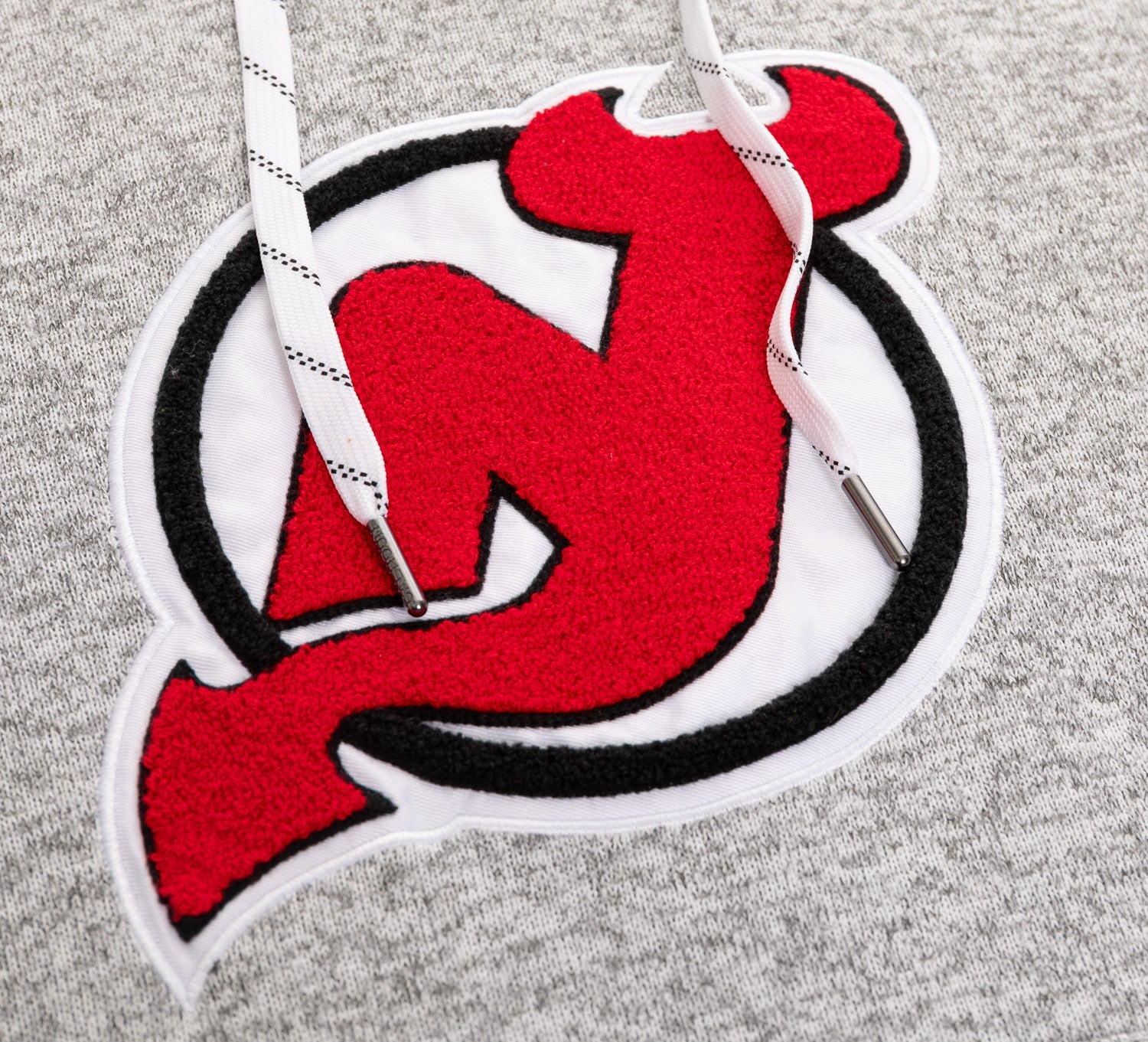 New Jersey Devils "Muskoka Style" Premium Chenille Woven Logo Hoodie - Shopthatapp.ca