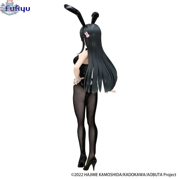 Hawk Collectibles BiCute Bunnies Mai Sakurajima anime figure, collectible figurine featuring detailed bunny costume and vibrant colors.