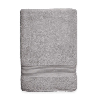 Light grey Turkish bath towel by Skylark+Owl Canada, luxurious and highly absorbent bath sheet for everyday use.