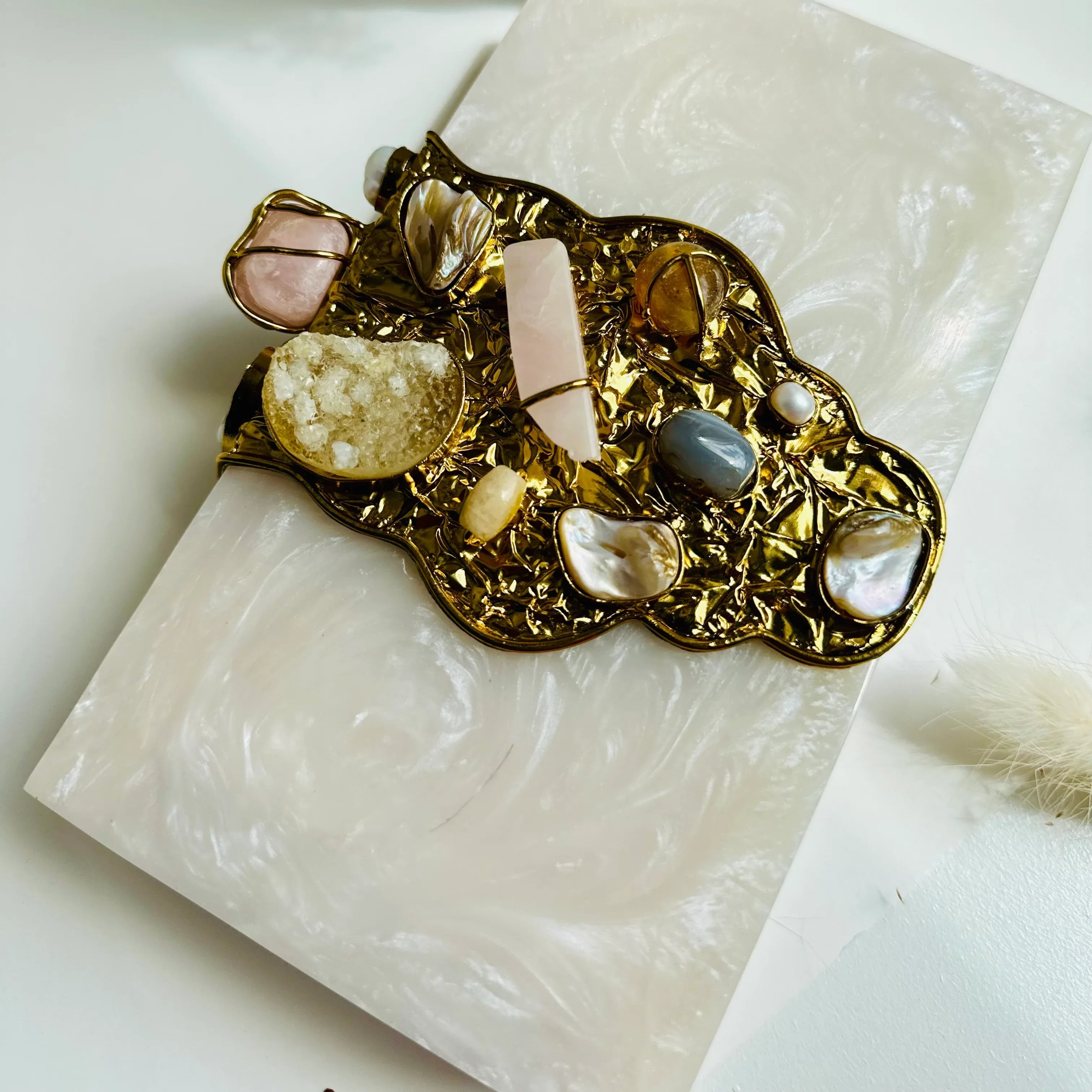 Handcrafted Resin Clutch: A Chic Statement Piece for Any Occasion