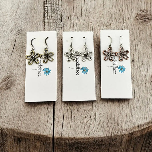 Flower Blossom Earrings - Shopthatapp.ca