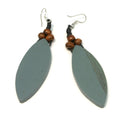 Wooden Petal Earrings - Shopthatapp.ca