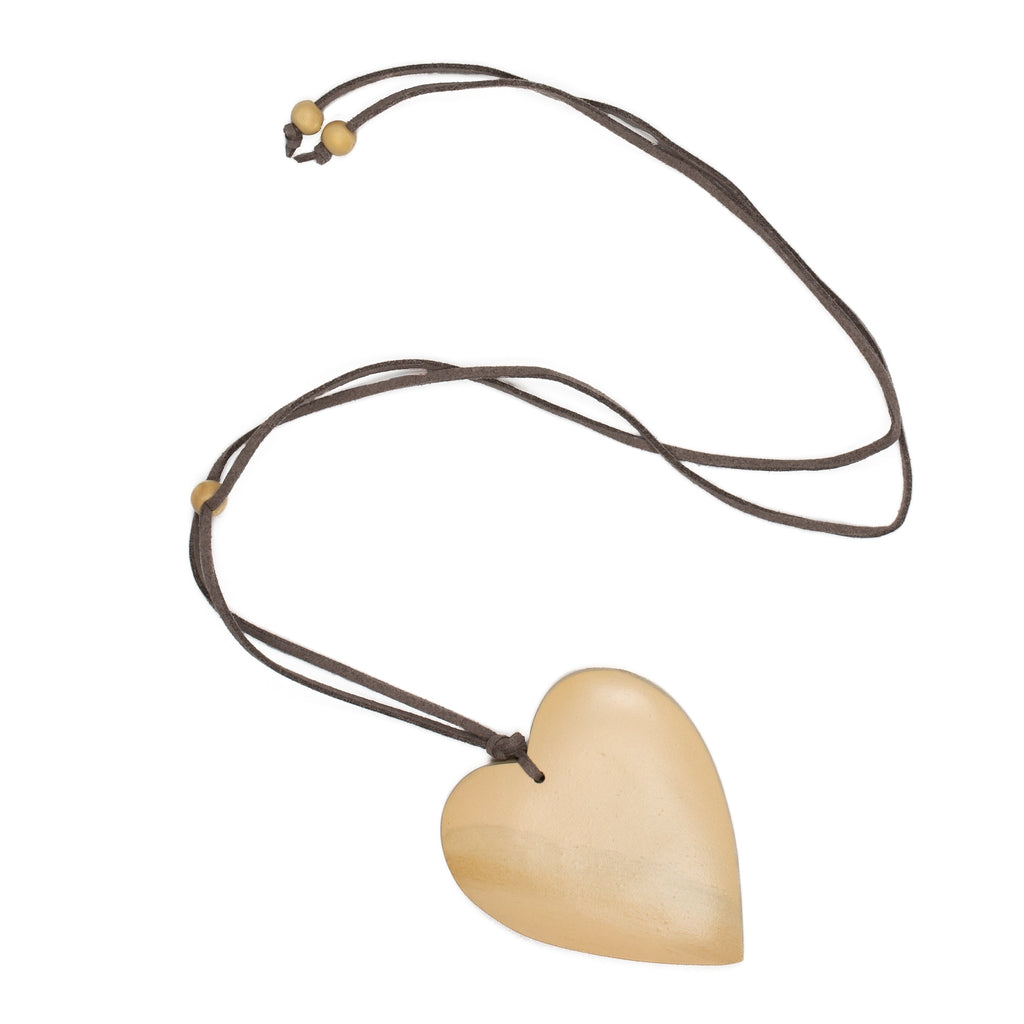 Simple Wooden Heart Necklace - Shopthatapp.ca