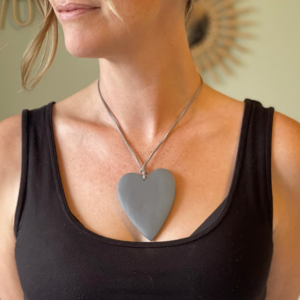 Tinted Wood Heart Necklace - Unique Handmade Jewelry for Nature Lovers - Shopthatapp.ca