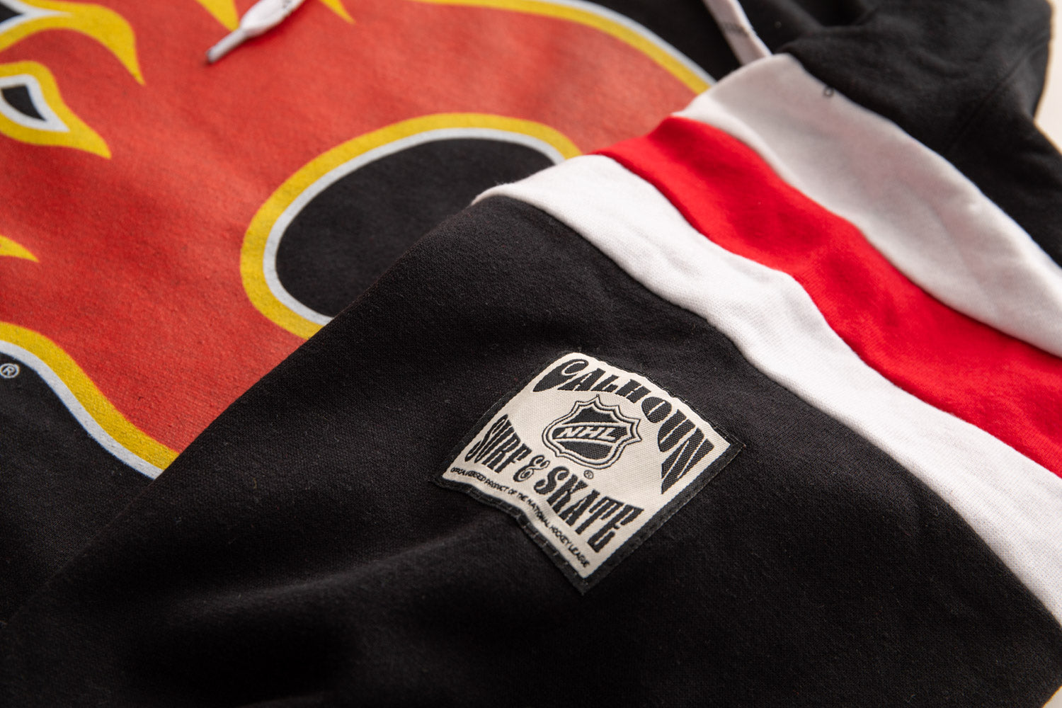 Calgary Flames Varsity Retro Style Hoodie - Shopthatapp.ca