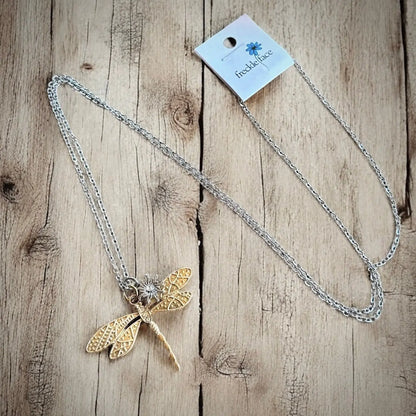 Gold Dragonfly Necklace - Shopthatapp.ca