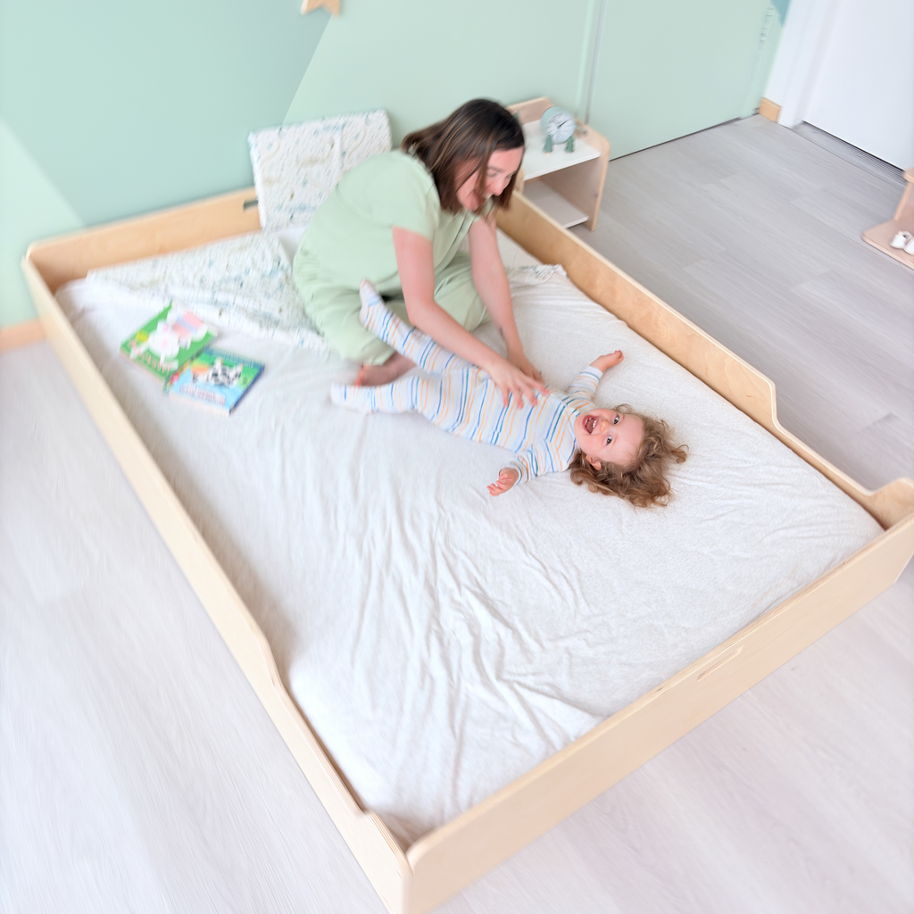 APPLE FULL - Montessori Floor Bed - Shopthatapp.ca