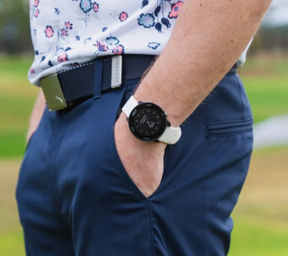 Shot Scope G6 Golf GPS Watch with Full Hole Maps, 36,000 Courses, Hazard & Layup Distances - Shopthatapp.ca