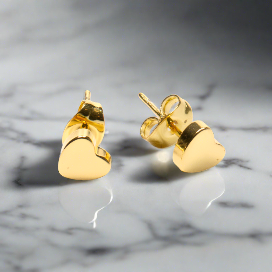 Heart Stud Gold Plate - Elegant Gold Heart Stud Earrings - Shopthatapp.ca