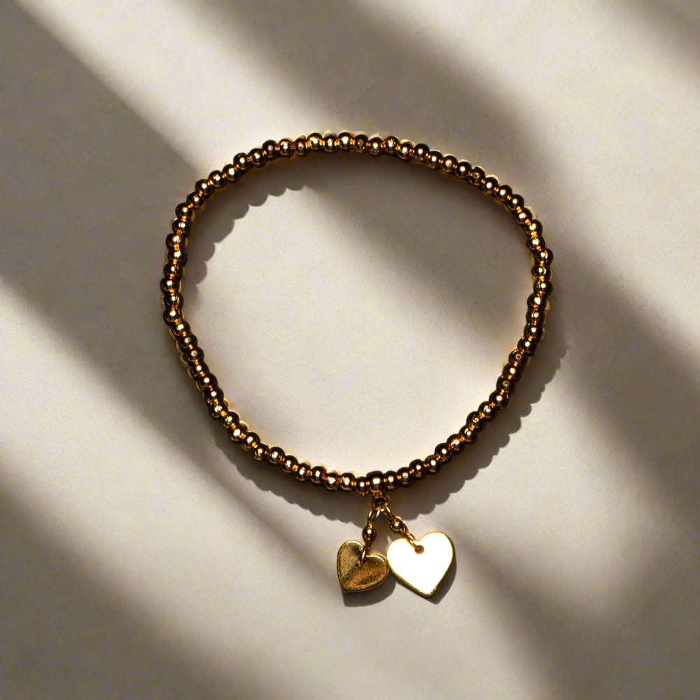 Elasticated Gold Heart Charm Bracelet in Gold Plate - Shopthatapp.ca