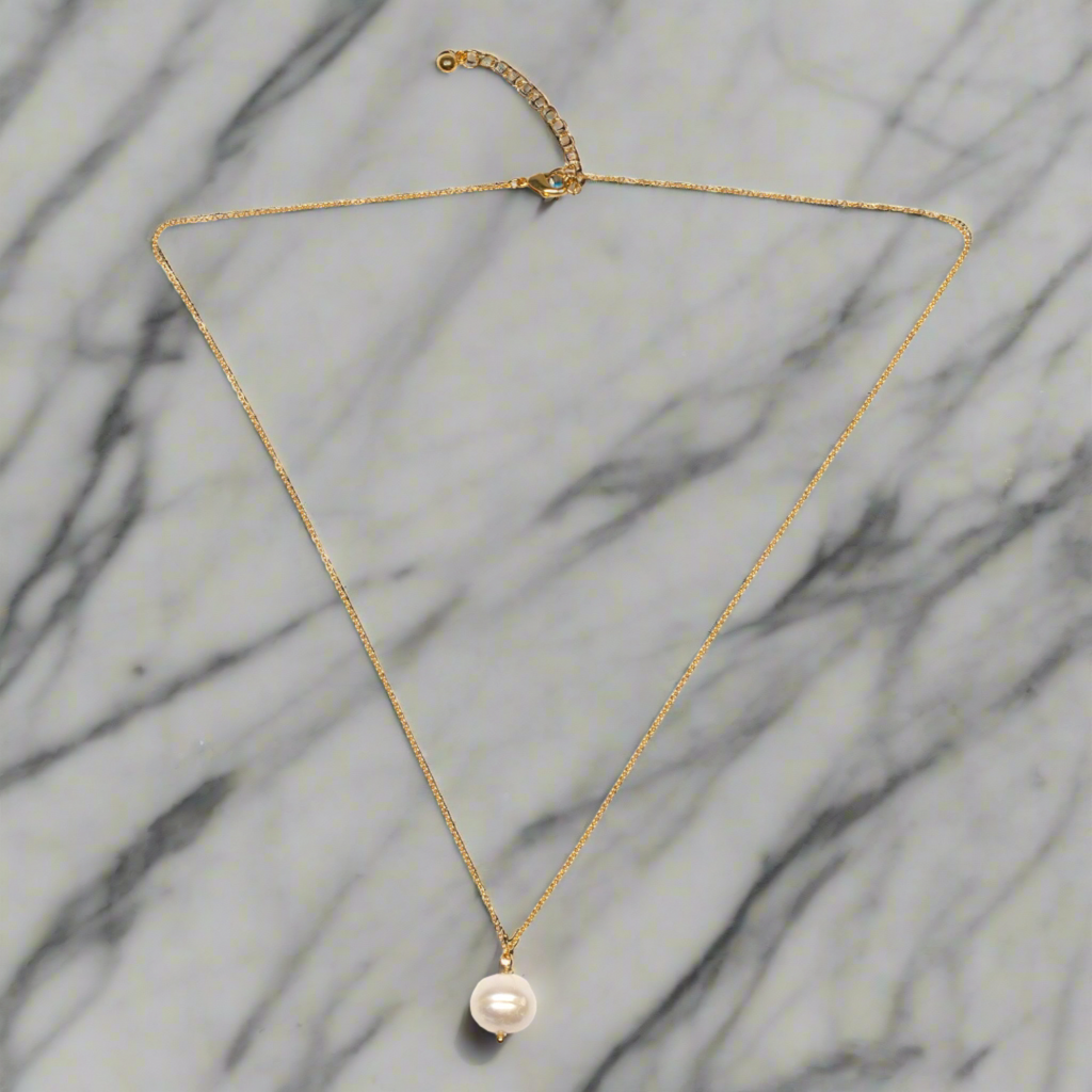 Single Pearl Drop Necklace - Gold Plate - Shopthatapp.ca
