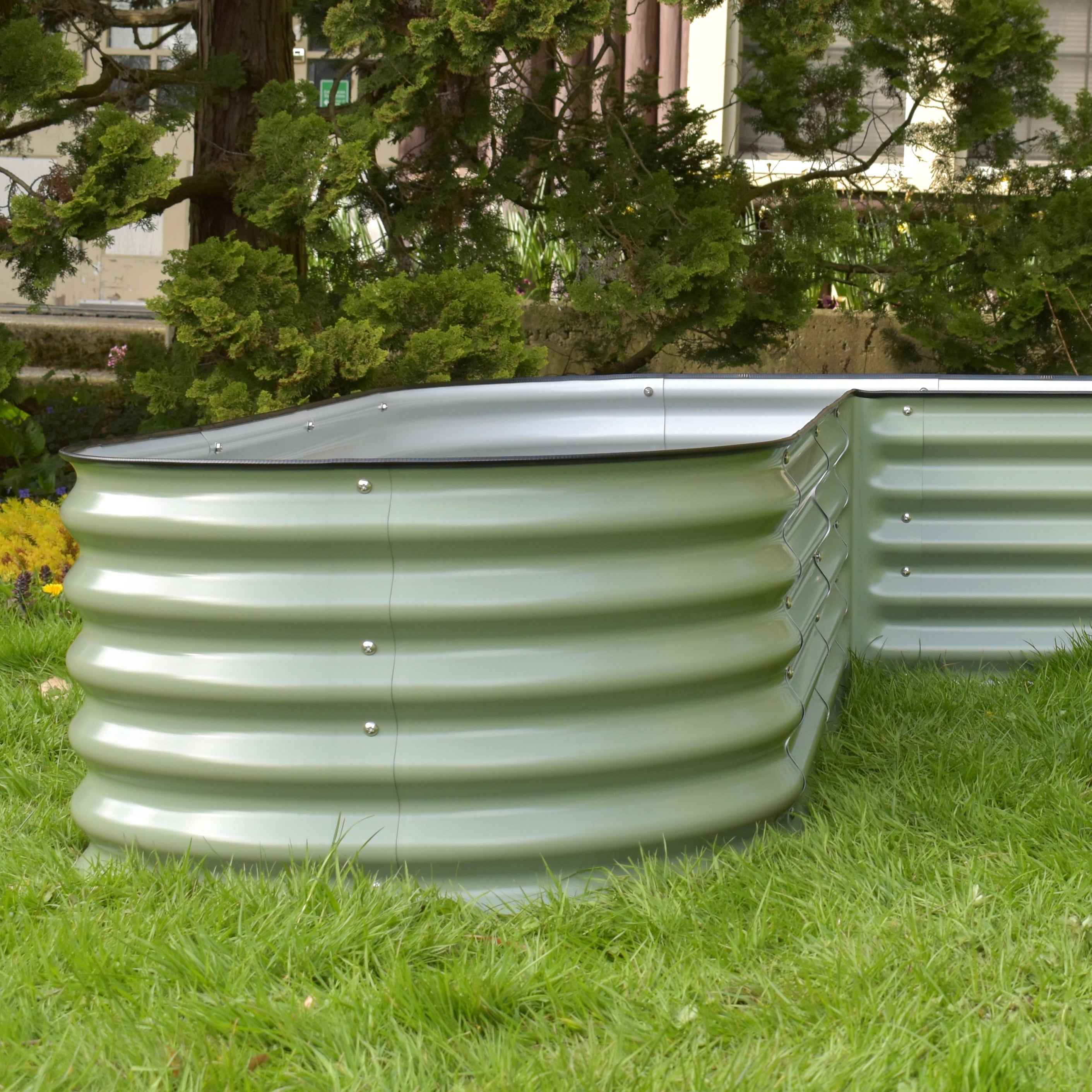 17" Tall L-Shape Garden Bed Kit