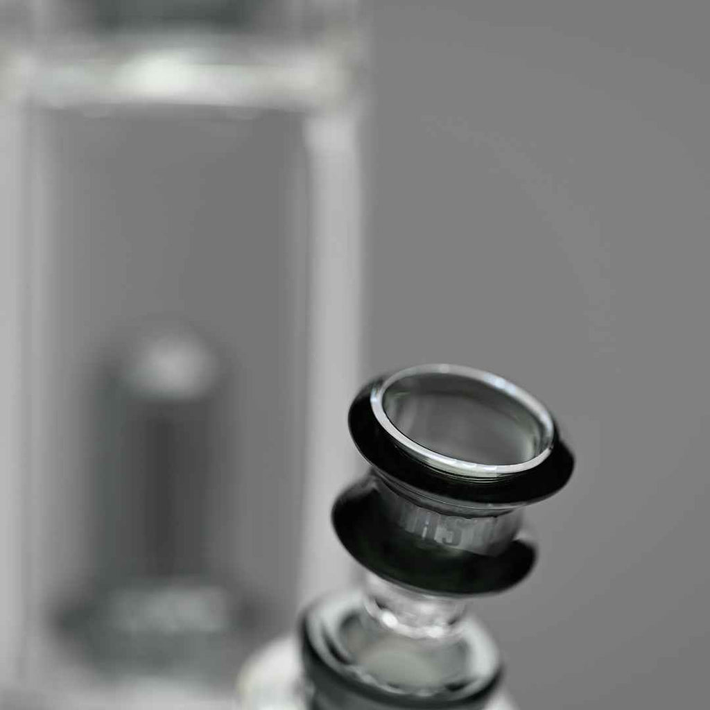 Double Showerhead (18″) Innovative Beaker Bong