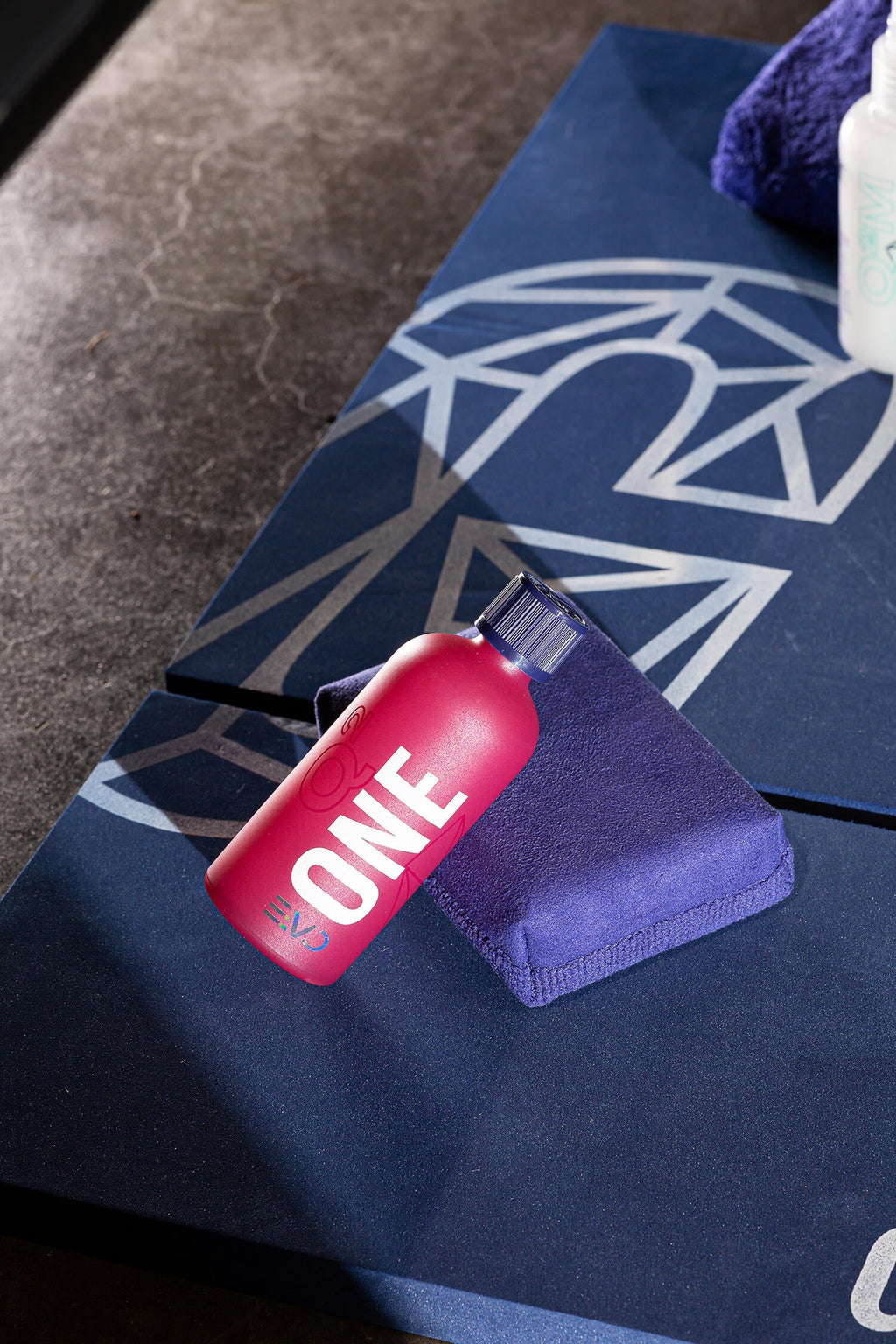 GYEON Q² One EVO Lightbox - Www.Shopthatapp.ca