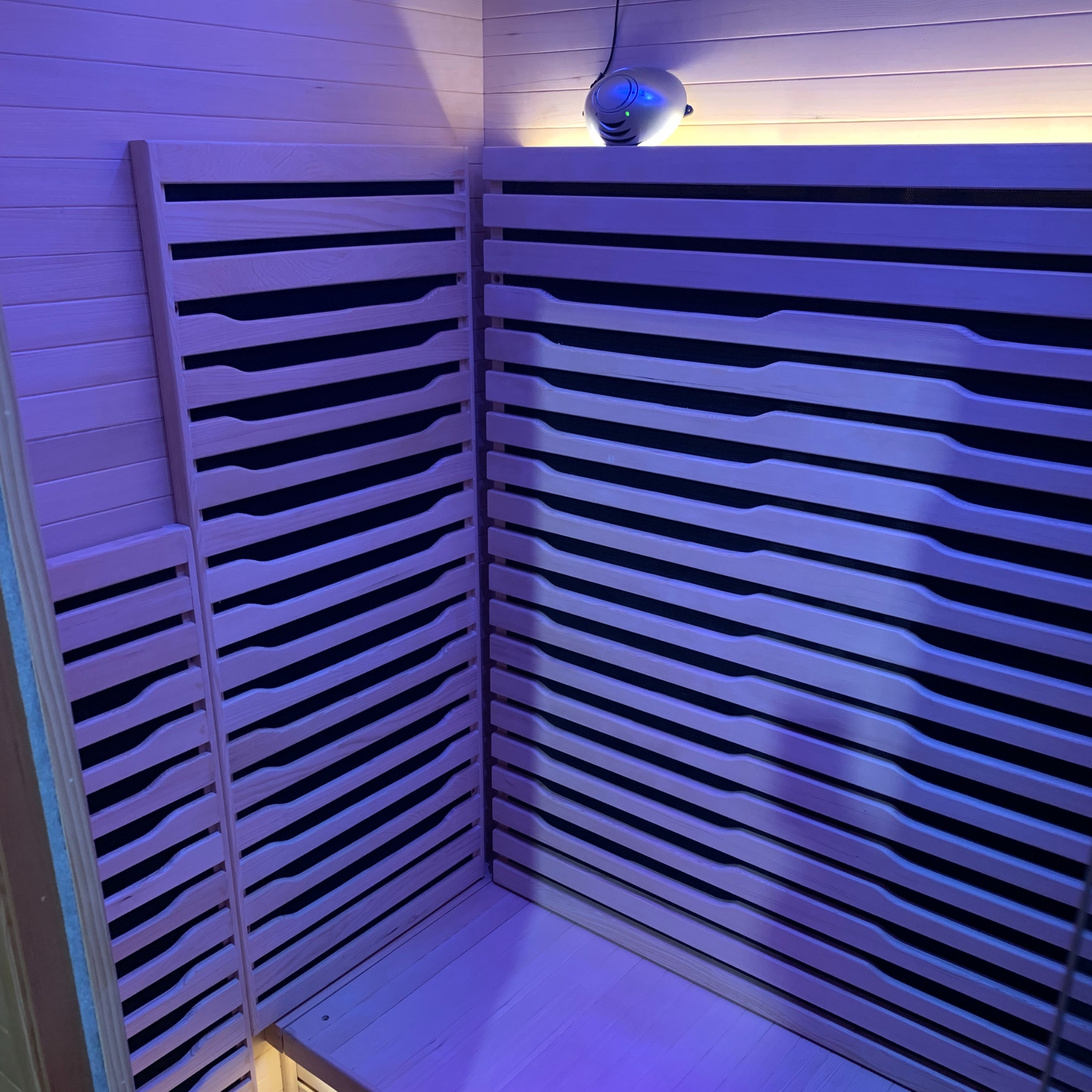 Blisspod | Helsinki | Full Spectrum Ultimate Indoor Sauna | Red Light Therapy | 2 Person - Www.Shopthatapp.ca