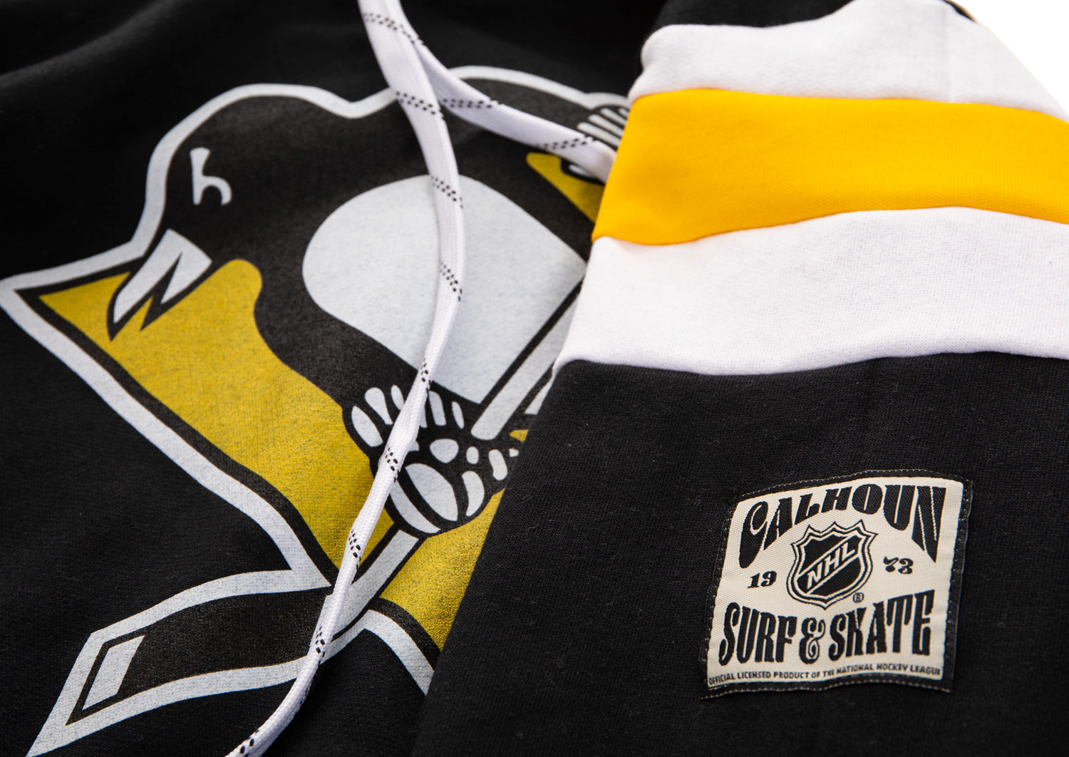 Pittsburgh Penguins Varsity Retro Style Hoodie - Shopthatapp.ca