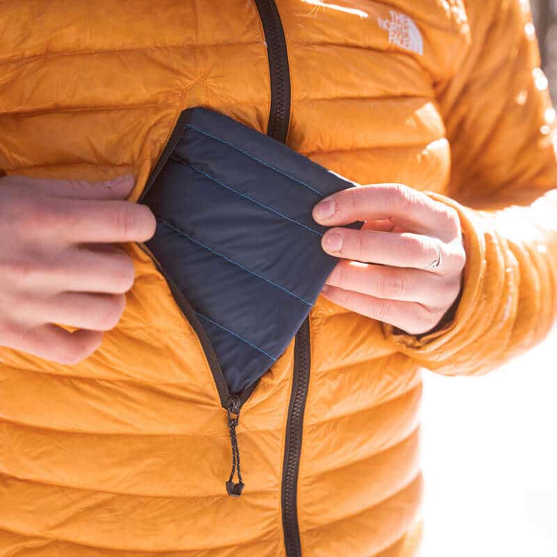 Hot Poc Sleeper - Outdoor Phone Protection Gear - Www.Shopthatapp.ca