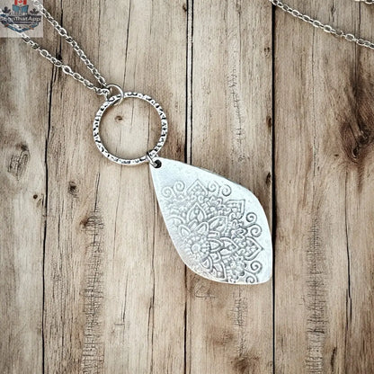 Long Mandala Necklace - Shopthatapp.ca