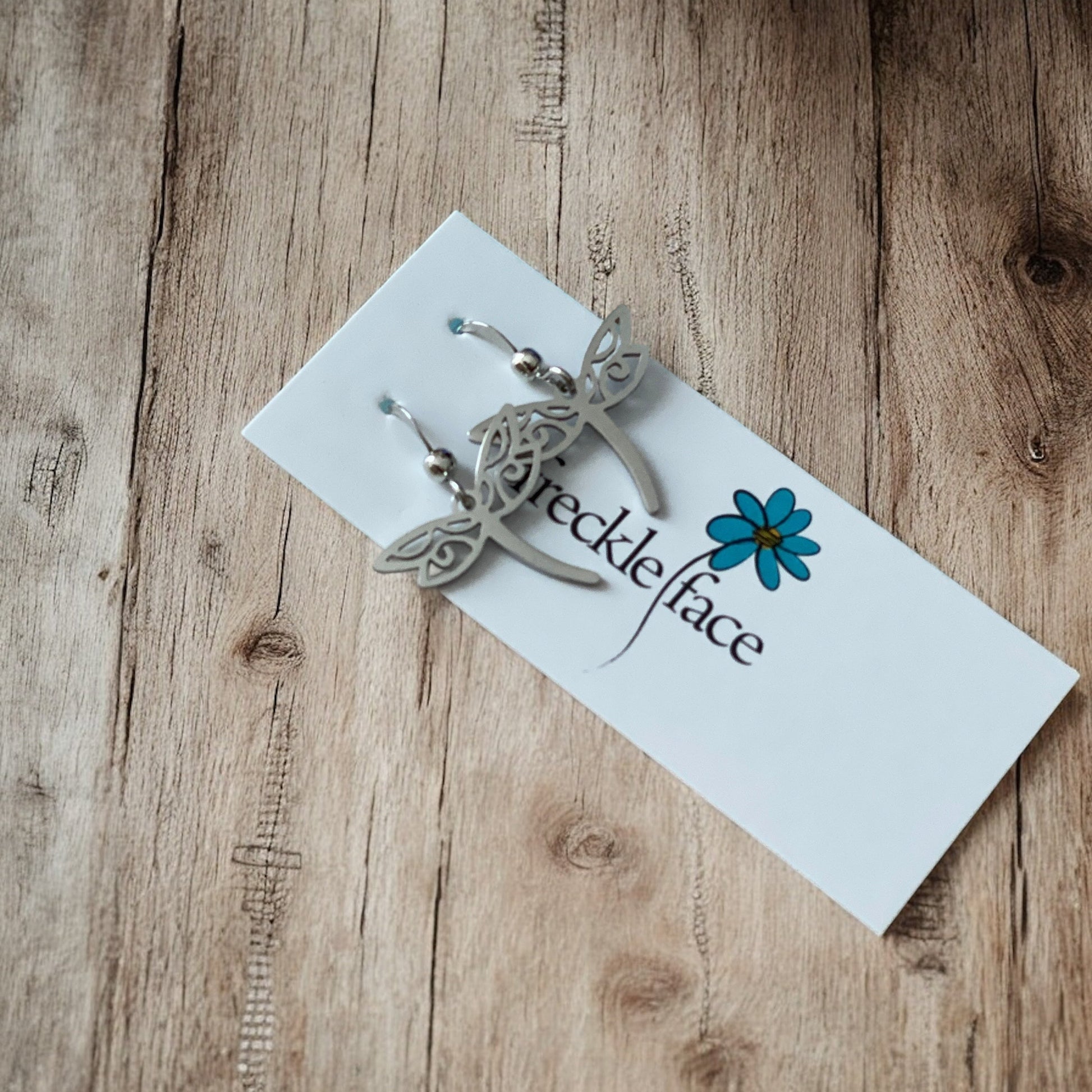 Whimsical Dragonfly Earrings - Shopthatapp.ca