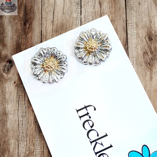 Two Toned Daisy Studs - Shopthatapp.ca