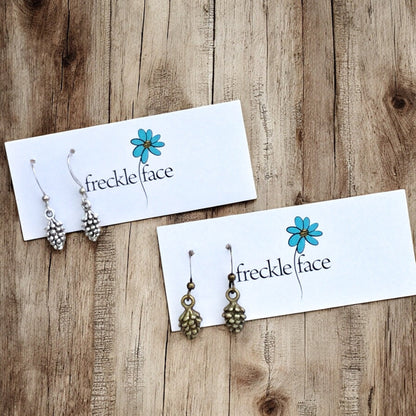 Pinecone Dangle Earrings - Nature-Inspired Hypoallergenic Jewelry - Shopthatapp.ca