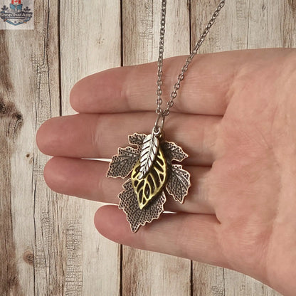 Maple Leaf Pendant Necklace for Nature Lovers - Shopthatapp.ca