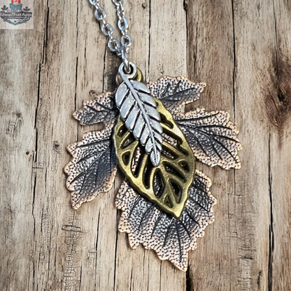 Maple Leaf Pendant Necklace for Nature Lovers - Shopthatapp.ca