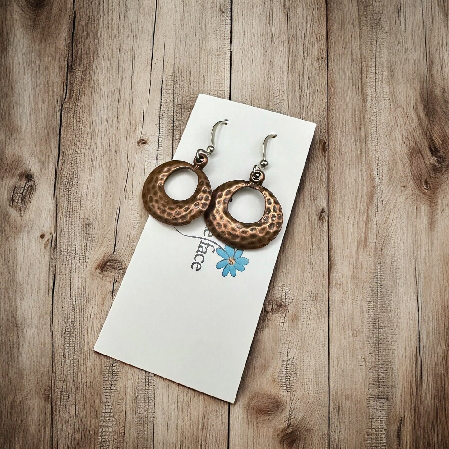 Textured Hoop Earrings - Shopthatapp.ca