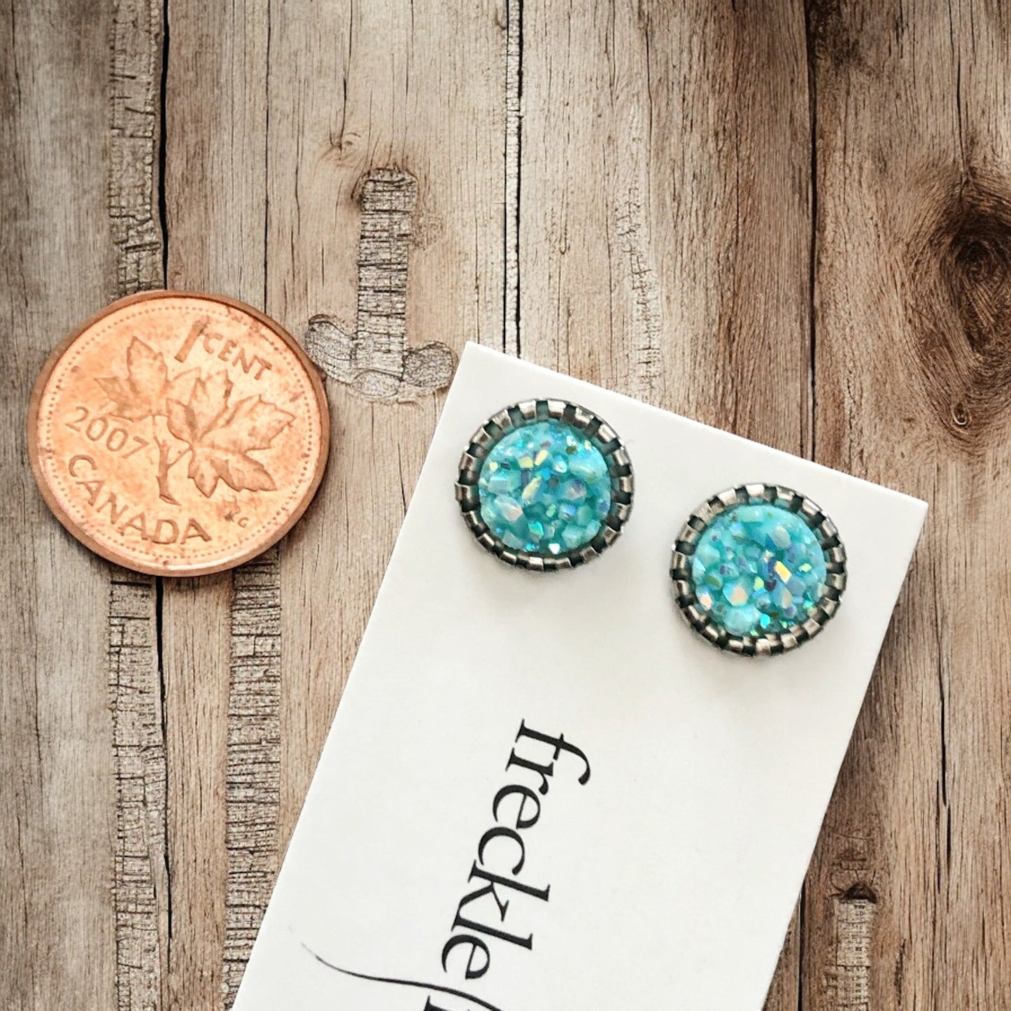 Sparkly Spring Studs 10mm - Shopthatapp.ca
