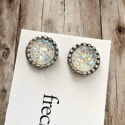 Sparkly Spring Studs 10mm - Shopthatapp.ca