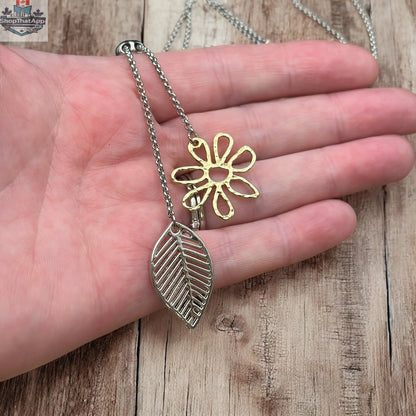 Flower Leaf Necklace - Elegant Floral Design for Every Occasion - Shopthatapp.ca