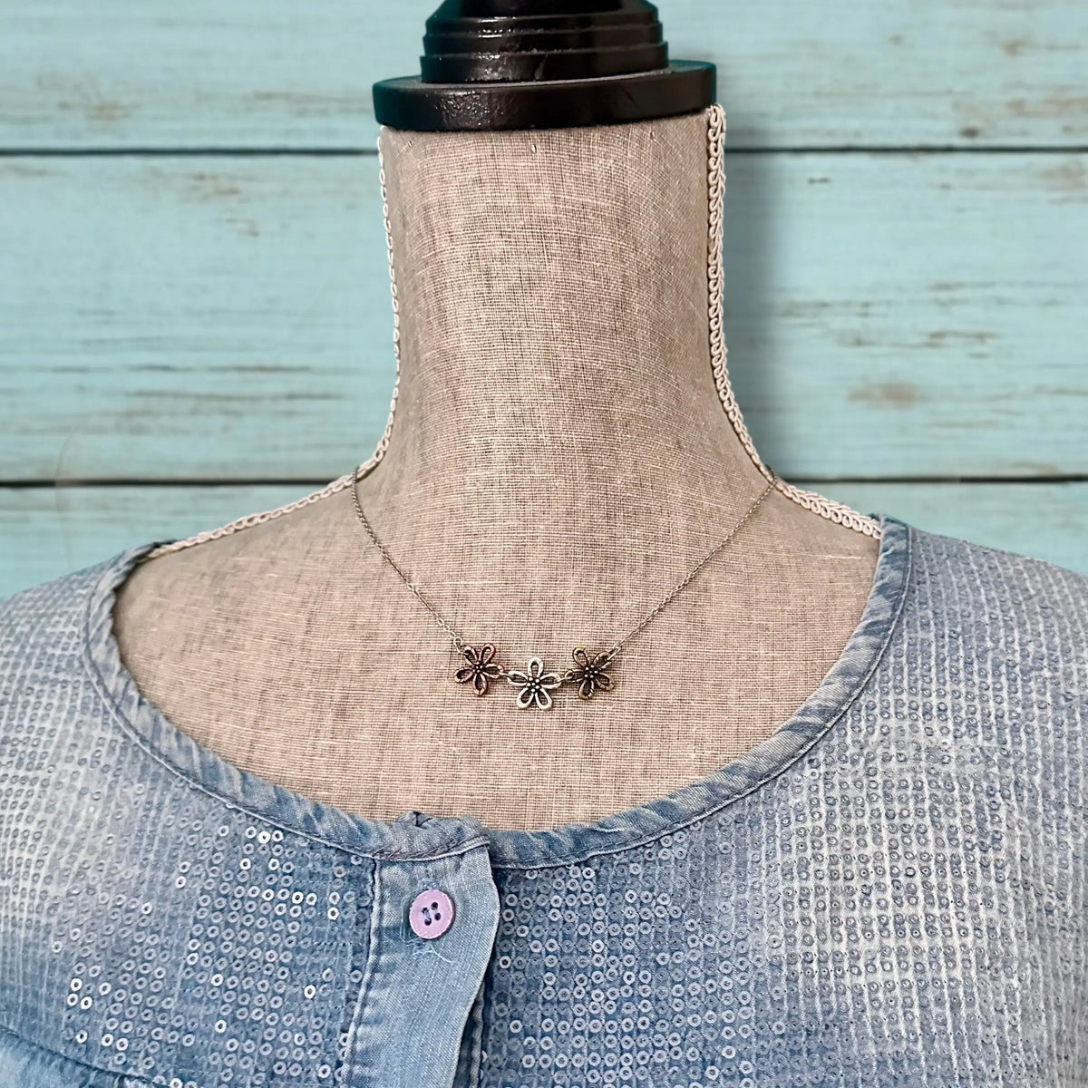 Flower Blossom Necklace - Shopthatapp.ca