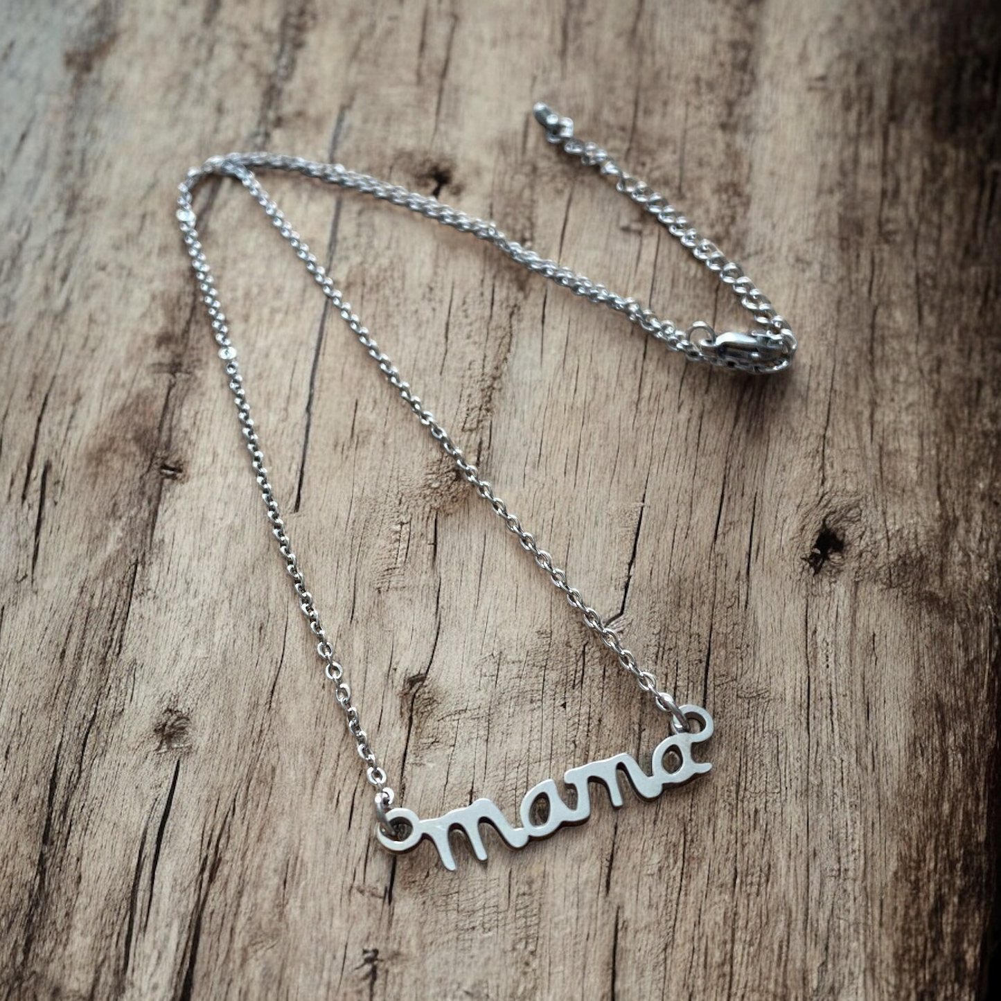 Stainless Steel Mama Necklace - Shopthatapp.ca