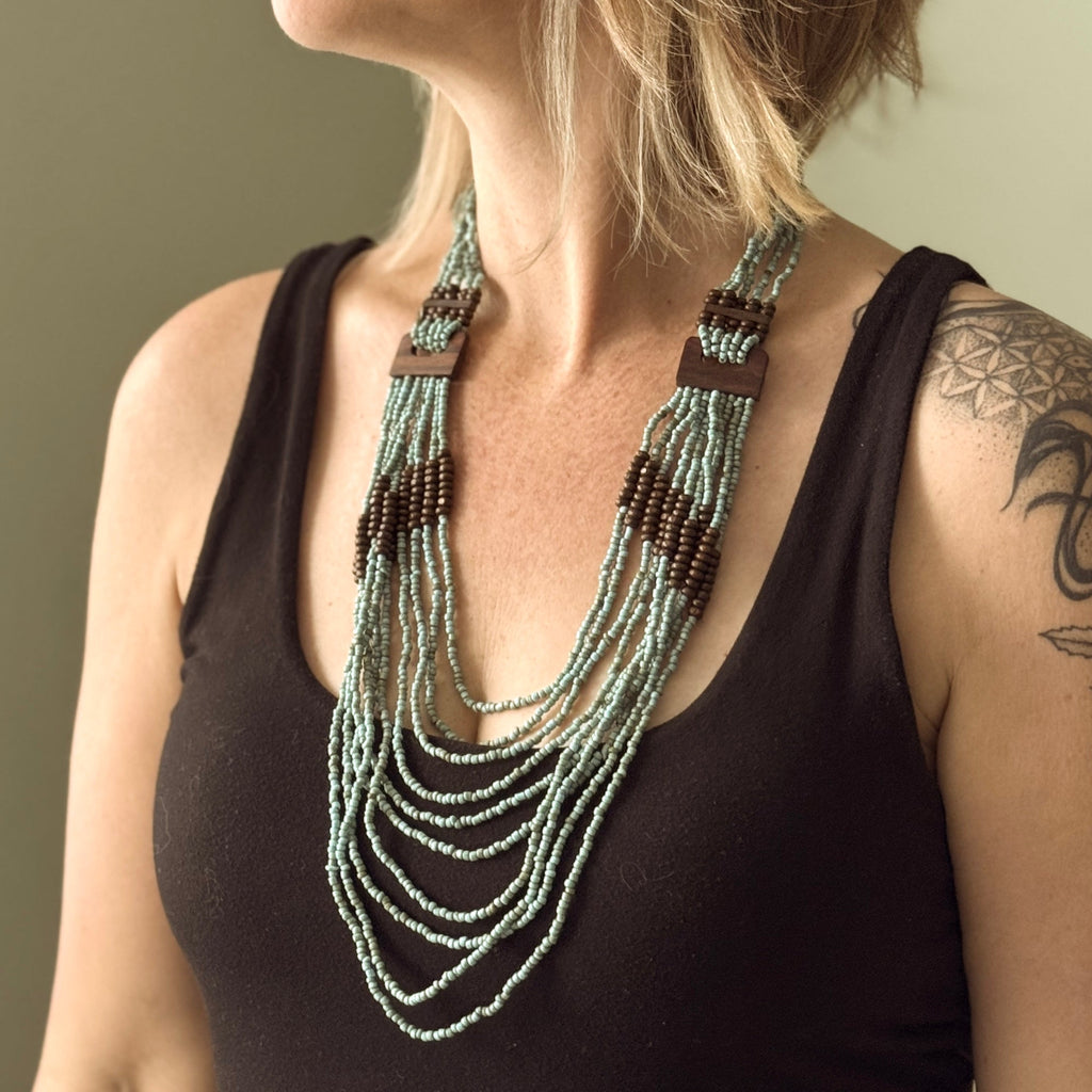 Beaded Necklace with Wood Detail - Shopthatapp.ca