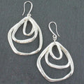 Fond de Teint Vegan Tamar 128 - Couvrance Totale pour un Teint Parfait et Triple Ring Earrings Silver Plate - Shopthatapp.ca